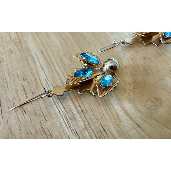 Vintage Bright Aqua Unfoiled Glass Dangle & Gold Tone Earrings EUC - Picture 6 of 8
